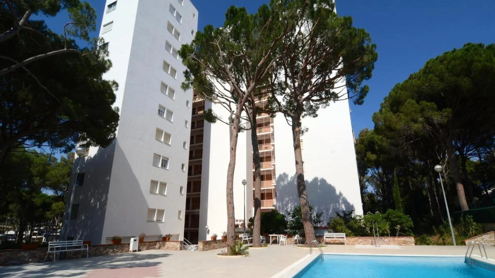 The Apartment In Pals Has 2 Bedrooms Spagna
